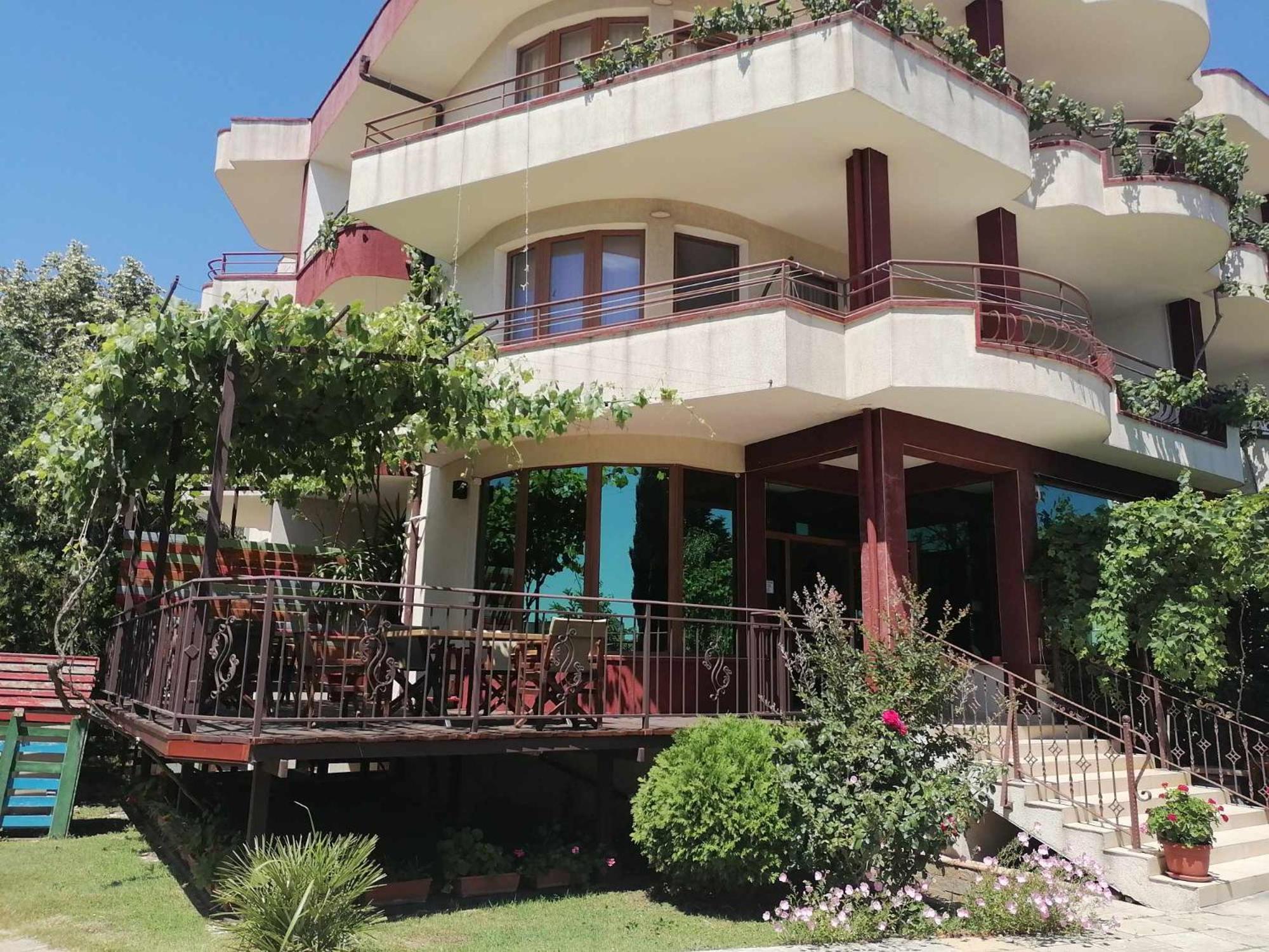 St. George Guest House Sveti Vlas Exterior foto